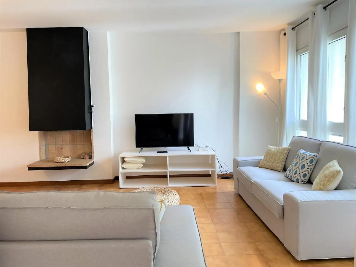 Serinyana - Acogedor Y Centrico Apartamento Con Amplia Terraza Apartment Cadaques 0*,